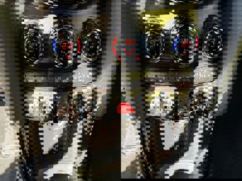 Image MINI MINI 3-PT. 1.5 136 Cooper Edition Premium finition JCW Full leds GPS Caméra Carplay Sièges cuir chauffants TVA 